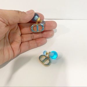 🤩🤩 Dior 🤩🤩 Tribales Light Blue Transparent Earrings